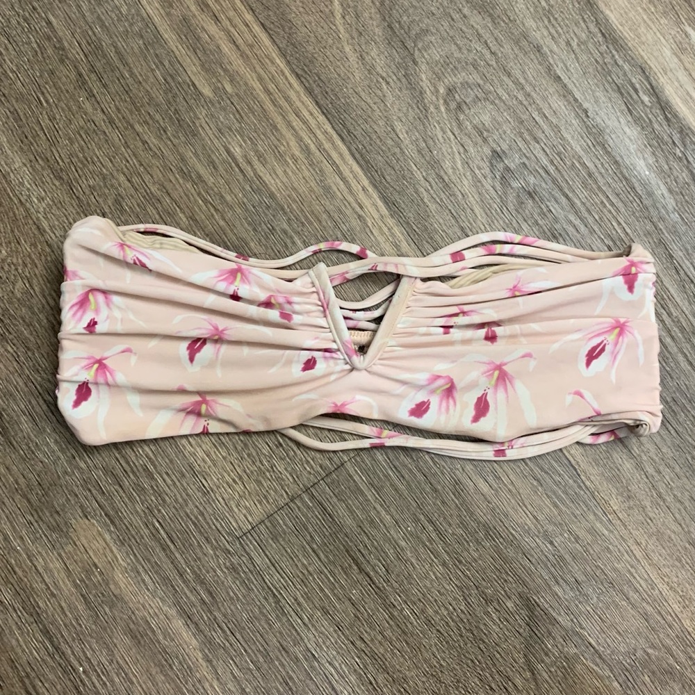 Acacia bikini top